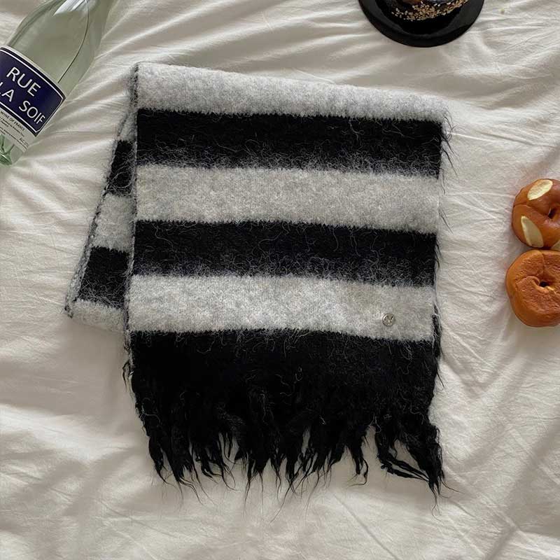 ワンポイントボーダーマフラー