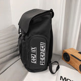 スクエアバックルアクティブリュック