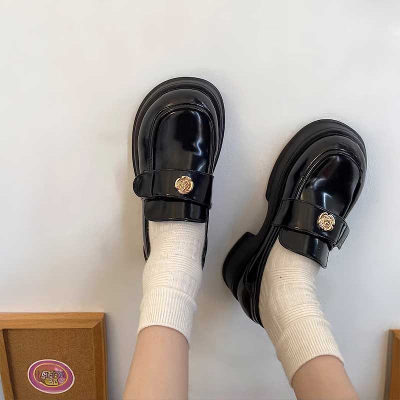 ローズモチーフローファー