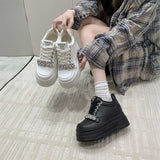 厚底ビジューレザースニーカー