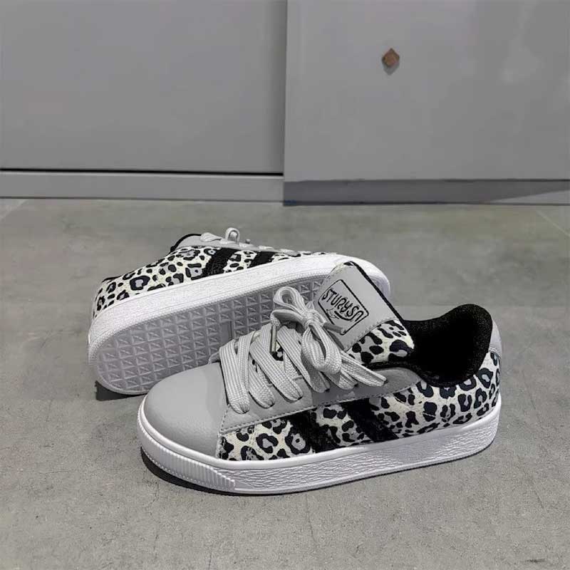 モノトーンレオパードスニーカー