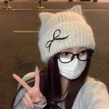 リボン刺繍猫耳ニット帽