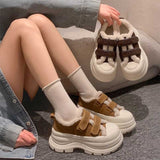 ダブルベルクロムートンスニーカー