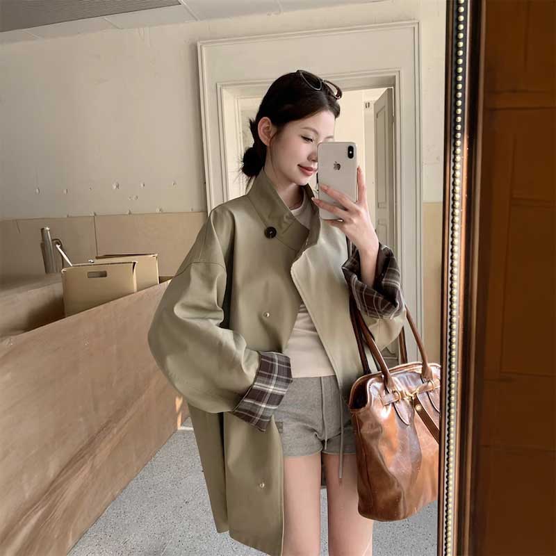 チェックアクセントノーカラートレンチコート