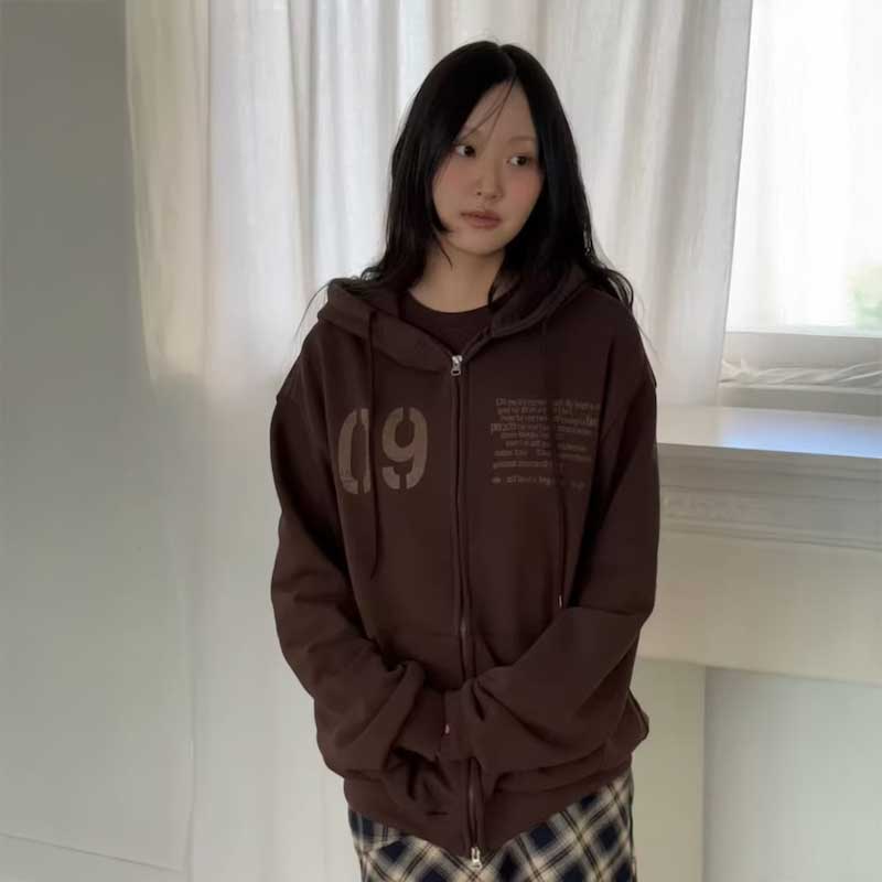 No.09ロゴパーカー