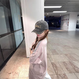 ピンクグレーユニTシャツ