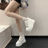 厚底ビジューレザースニーカー