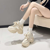 レザータッチベルトスニーカー