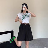 ベルトタックチノハーフパンツ
