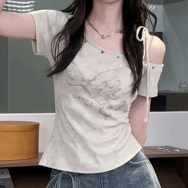 ワンショルダースタッズアシンメトリーTシャツ