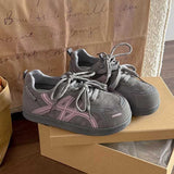 サイドラインスポーツスニーカー